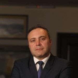Dumitru Chisăliţă (AEI): BLACK FRIDAY-UL MOTORINEI, întâi s-a scumpit, apoi ne-o vând drept „ieftinire”